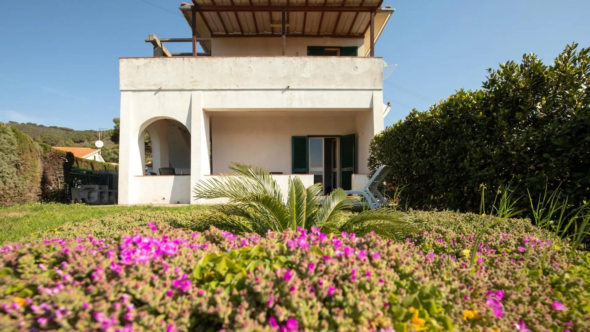 Lacona Mare By Helloelba Italy